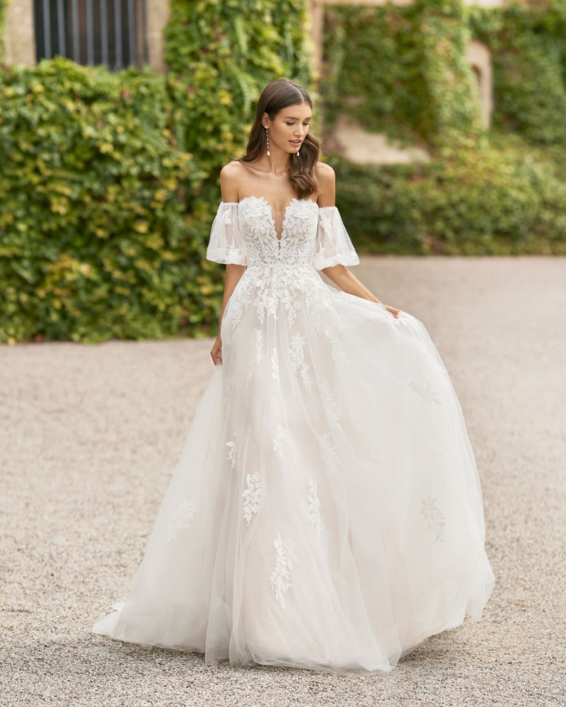  Produto: Yaris, Categoria: Vestidos de Noiva, Ano: 2023, Marca Aire