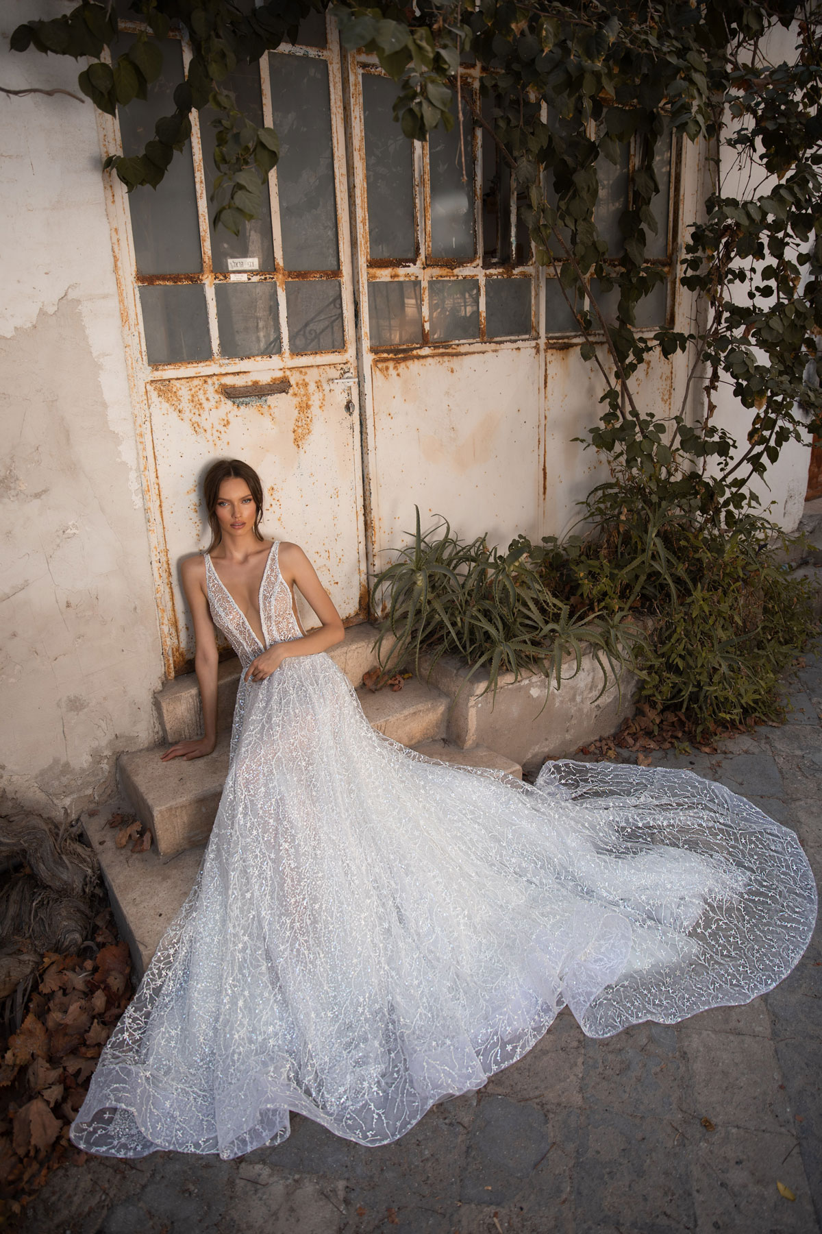  Produto: EA 2008, Categoria: Vestidos de Noiva, Ano: 2020, Marca Julie Vino Group