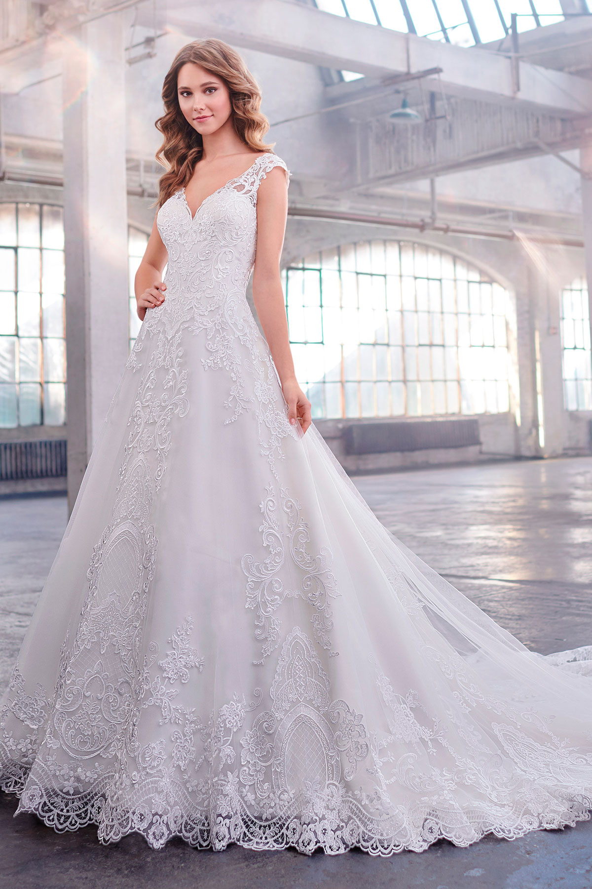  Produto: 219207, Categoria: Vestidos de Noiva, Ano: 2019, Marca Martin Thornburg