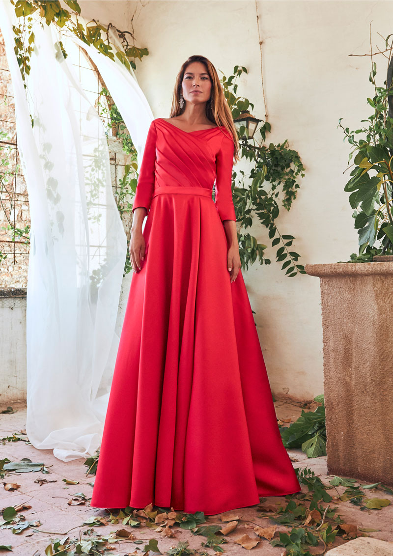  Produto: TD 236, Categoria: Vestidos de Cerimónia, Ano: 2021, Marca Pronovias