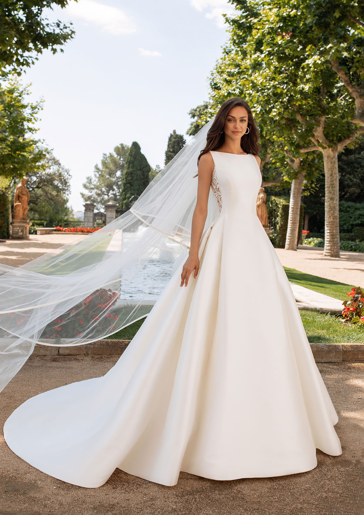  Produto: Elenco, Categoria: Vestidos de Noiva, Ano: 2020, Marca Pronovias