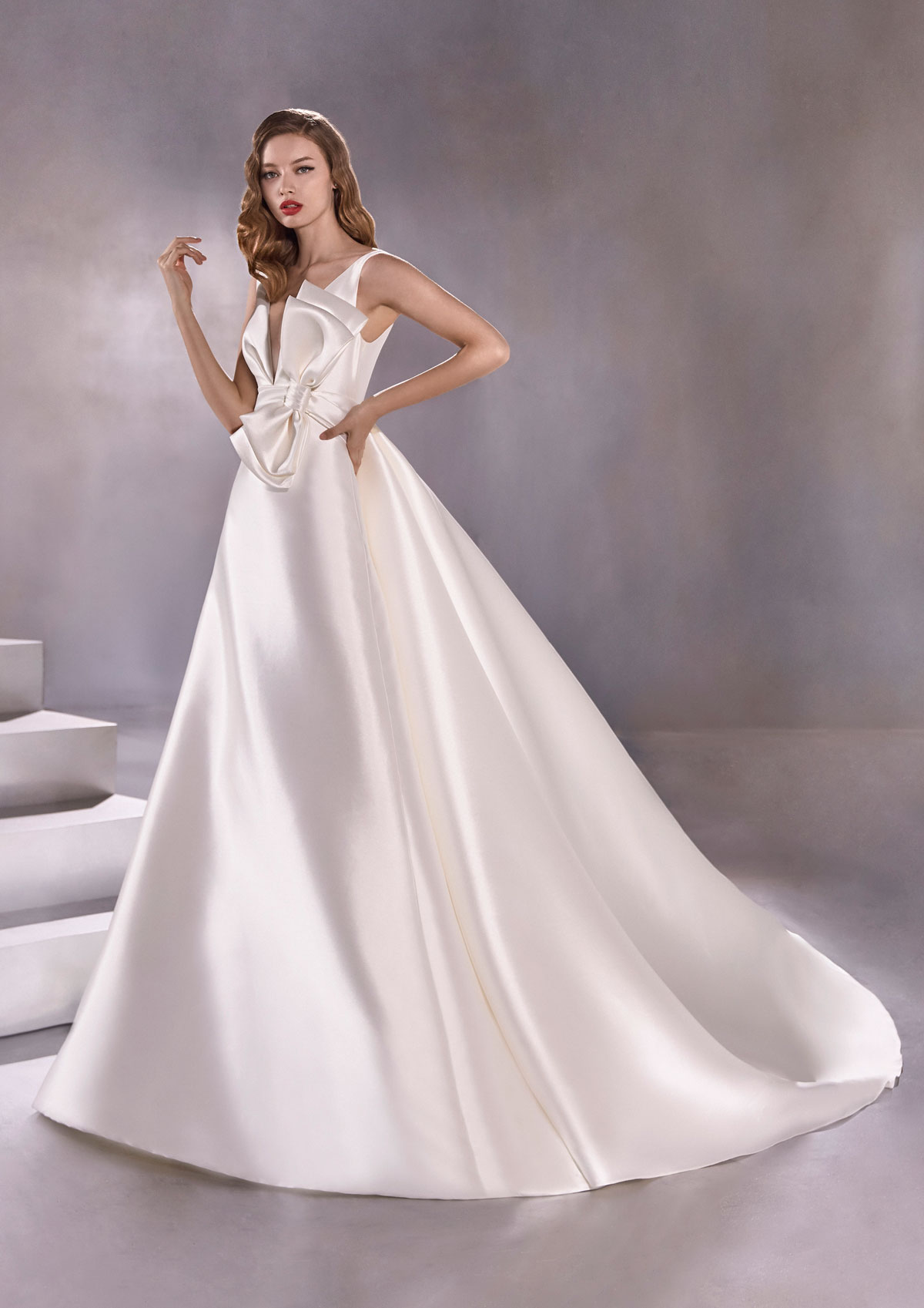  Produto: Stellar, Categoria: Vestidos de Noiva, Ano: 2020, Marca Pronovias
