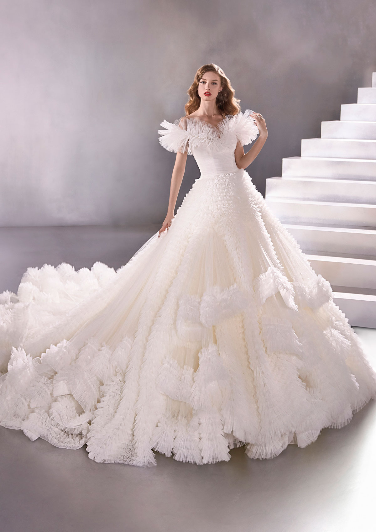  Produto: Voyager, Categoria: Vestidos de Noiva, Ano: 2020, Marca Pronovias