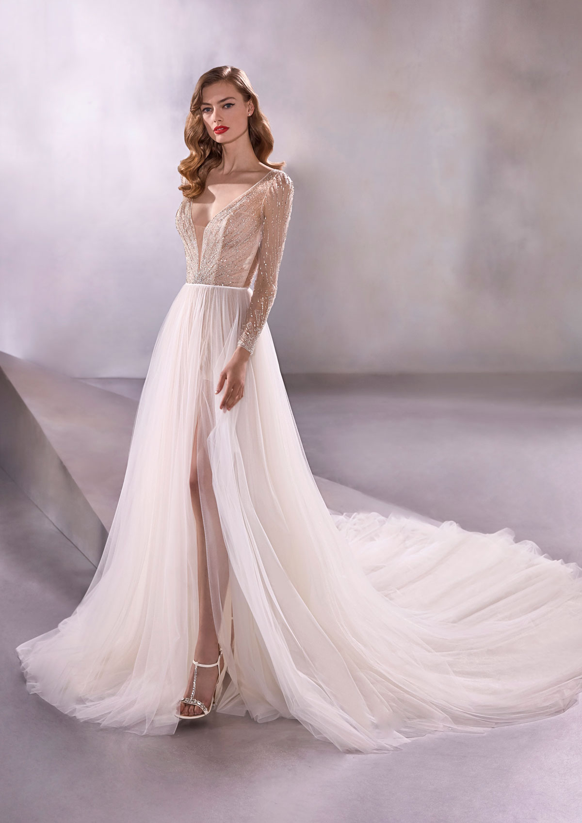  Produto: Wandering, Categoria: Vestidos de Noiva, Ano: 2020, Marca Pronovias
