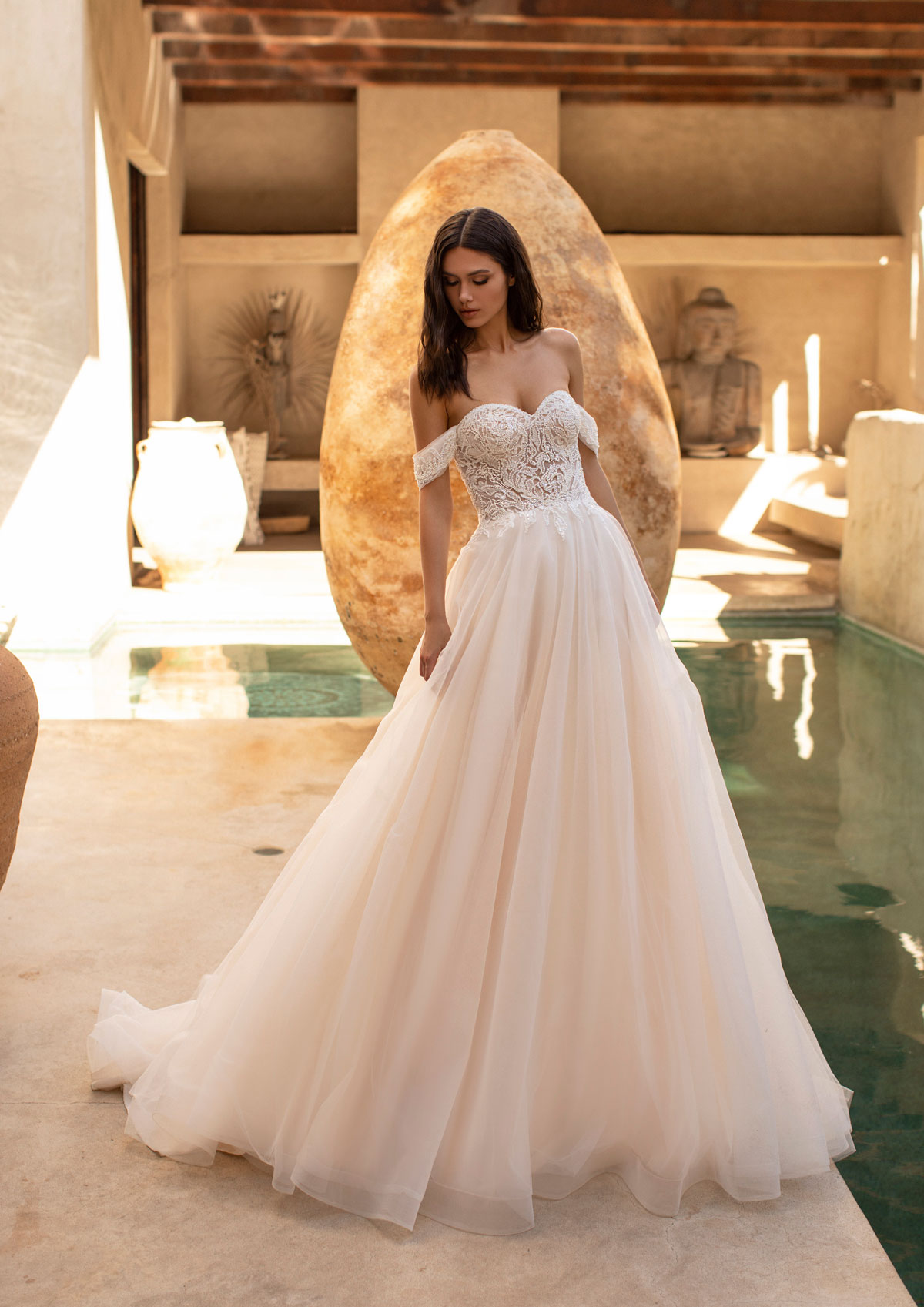  Produto: Caron, Categoria: Vestidos de Noiva, Ano: 2021, Marca Pronovias