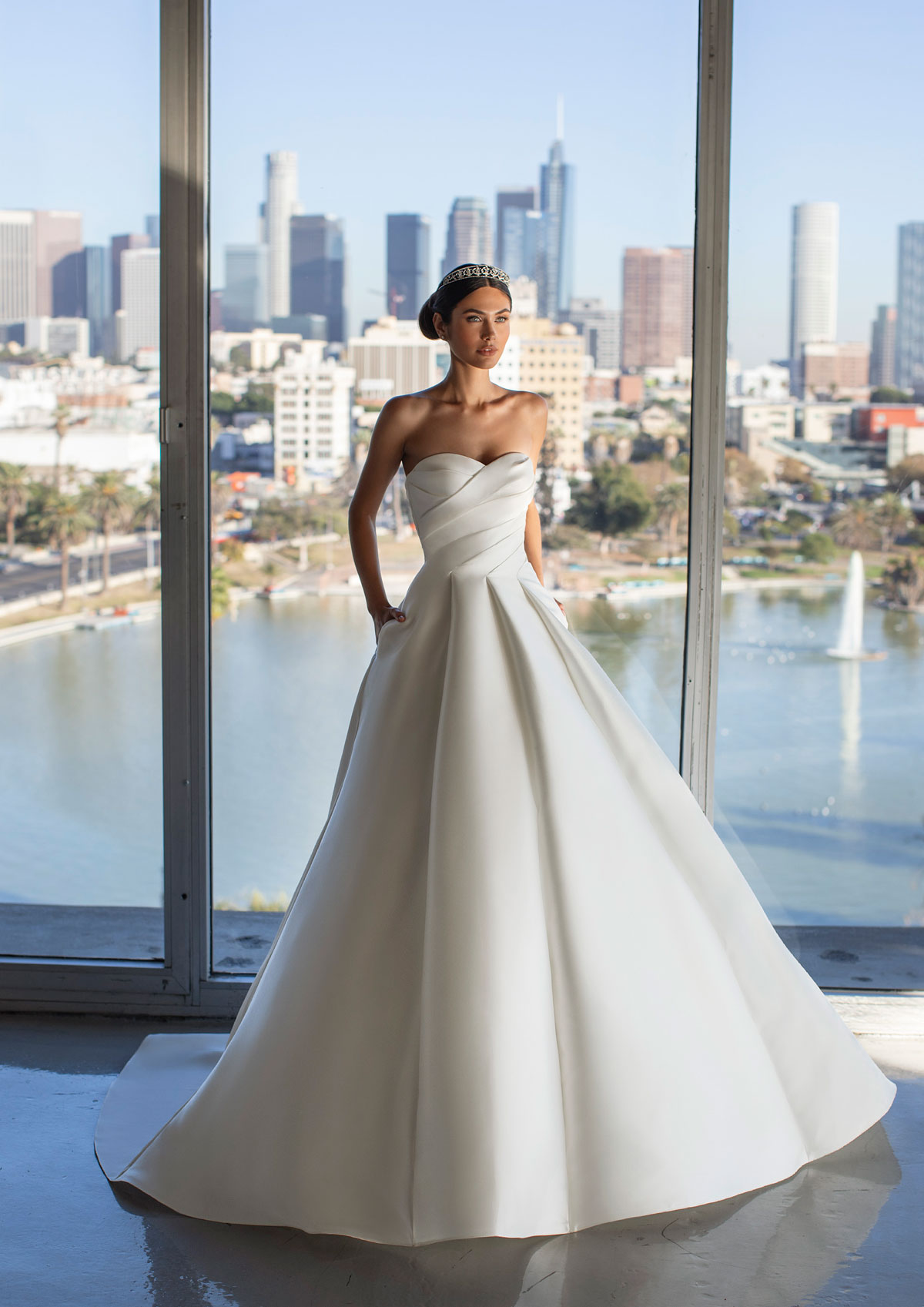  Produto: Jurado, Categoria: Vestidos de Noiva, Ano: 2021, Marca Pronovias