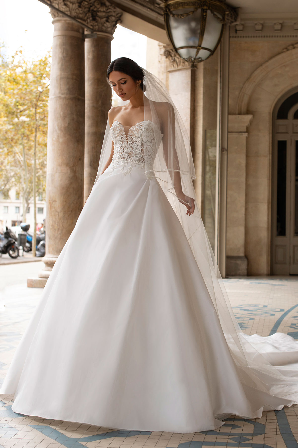  Produto: Loy, Categoria: Vestidos de Noiva, Ano: 2021, Marca Pronovias