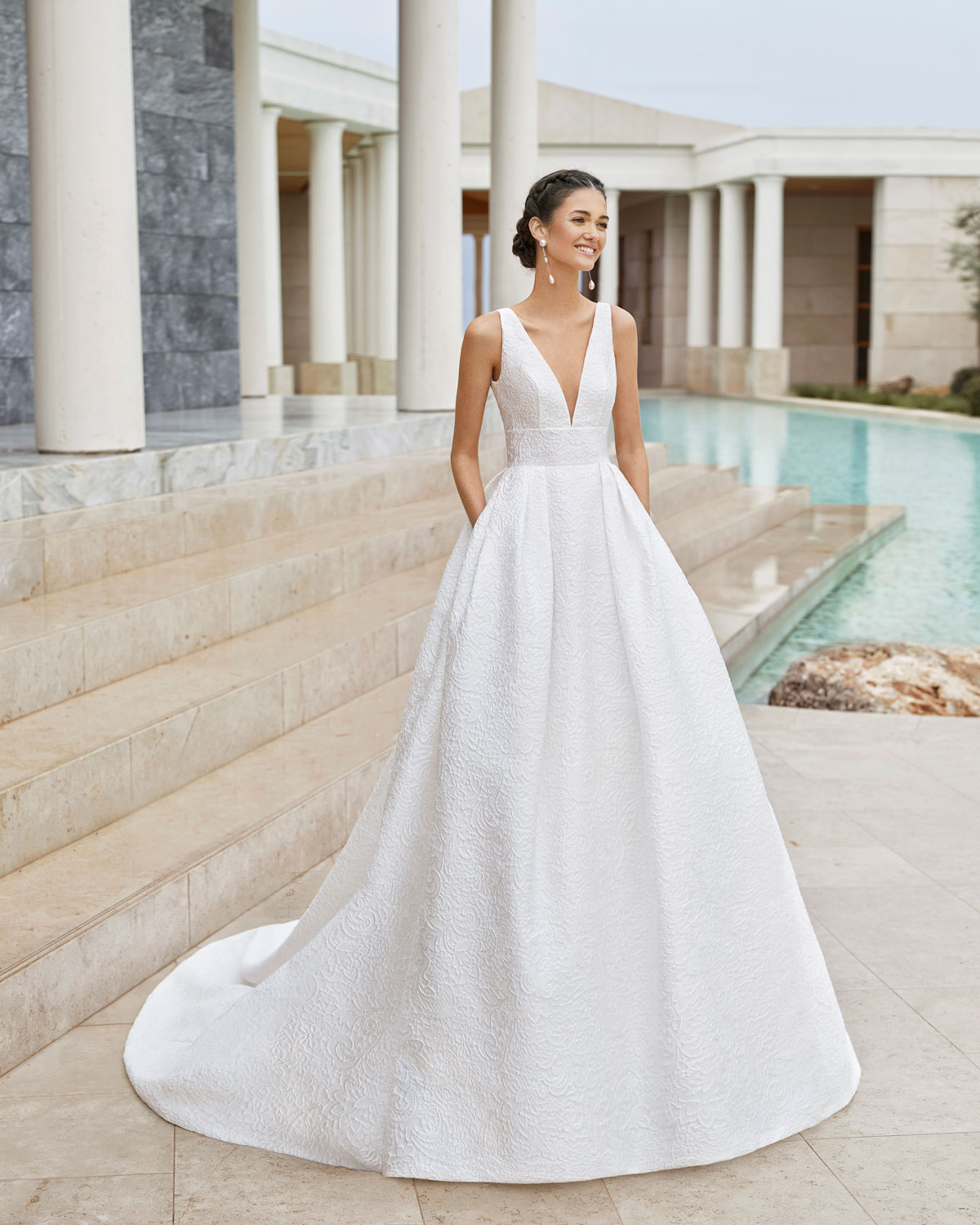  Produto: Sabela, Categoria: Vestidos de Noiva, Ano: 2020, Marca Rosa Clará