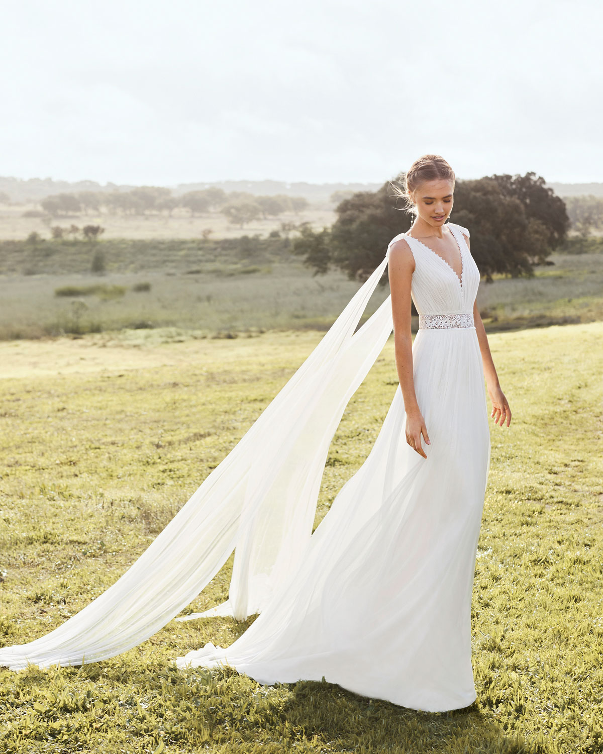  Produto: America, Categoria: Vestidos de Noiva, Ano: 2021, Marca Rosa Clará