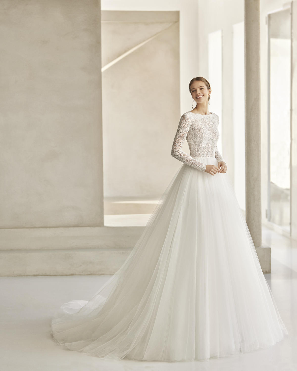  Produto: Barbara, Categoria: Vestidos de Noiva, Ano: 2022, Marca Rosa Clará