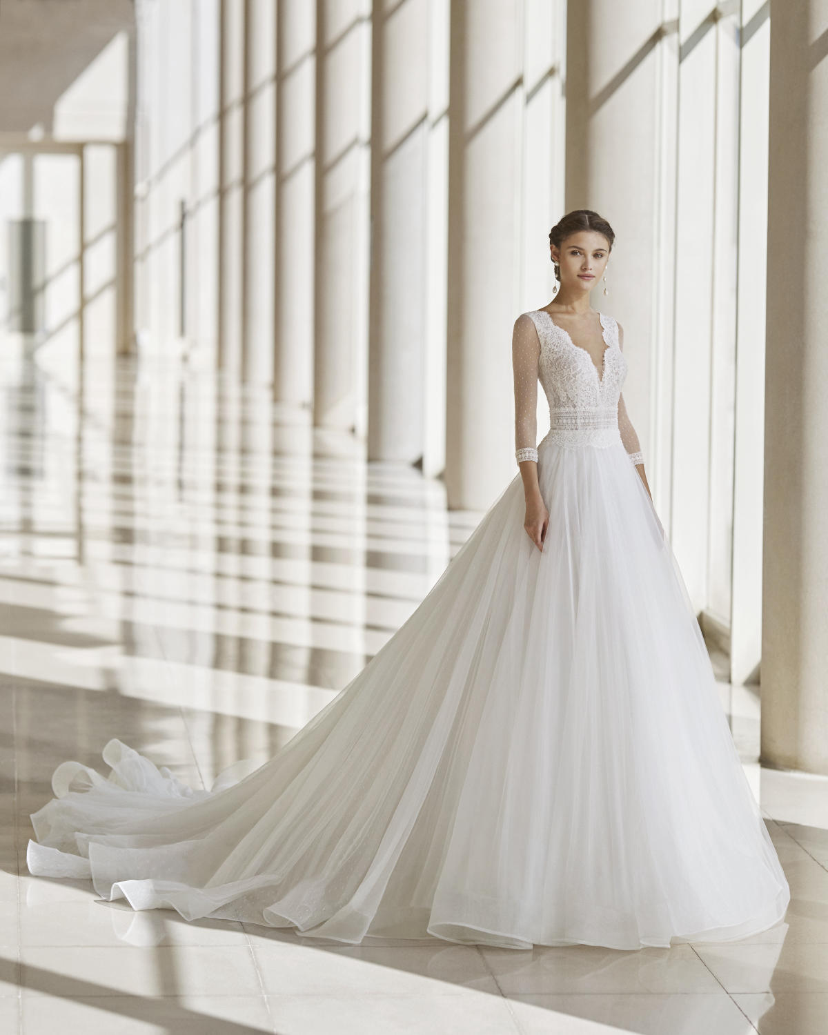  Produto: Niagara, Categoria: Vestidos de Noiva, Ano: 2022, Marca Rosa Clará
