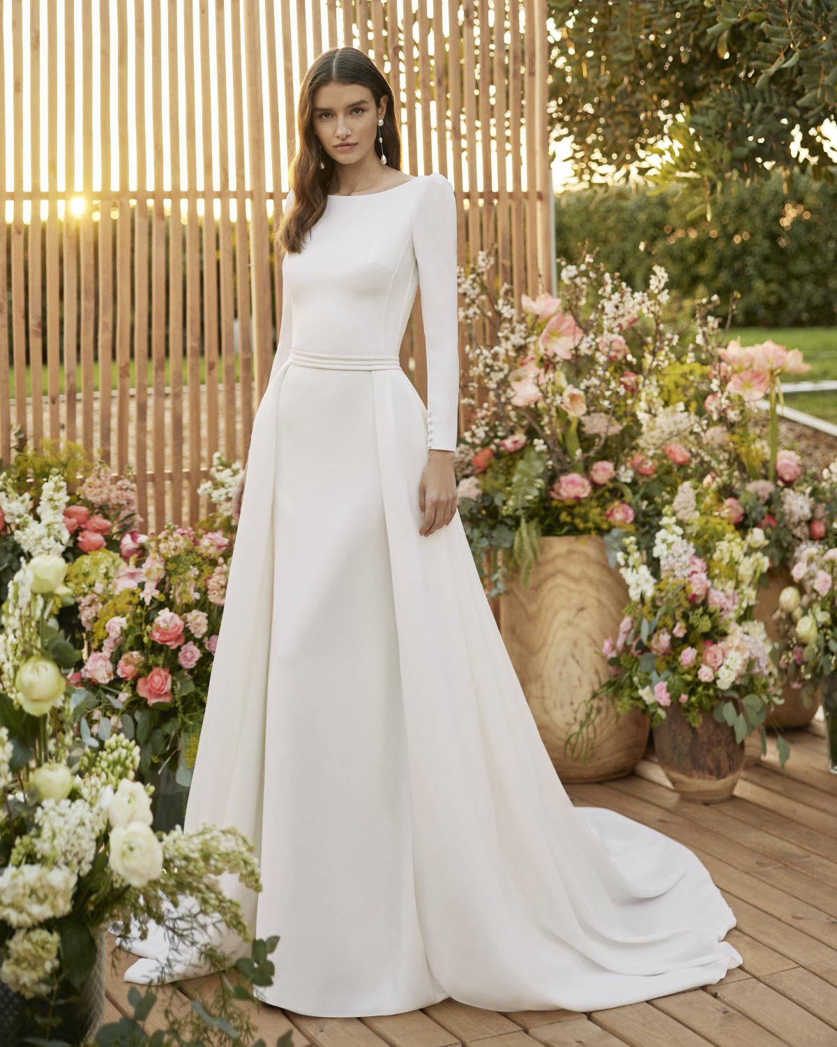  Produto: Caldas, Categoria: Vestidos de Noiva, Ano: 2023, Marca Rosa Clará