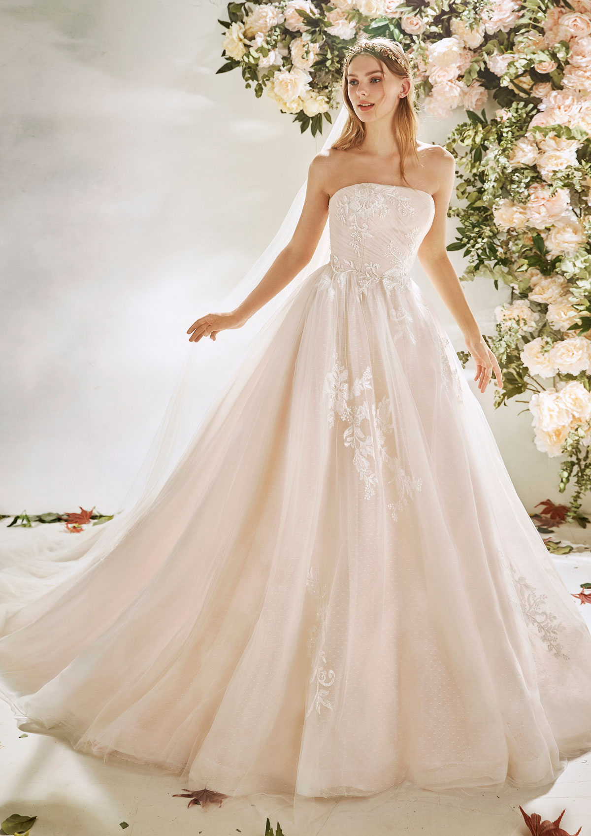  Produto: Peony, Categoria: Vestidos de Noiva, Ano: 2020, Marca San Patrick