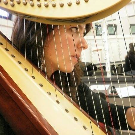 Loja: Emanuela Nicoli Harpista - Imagem de Destaque